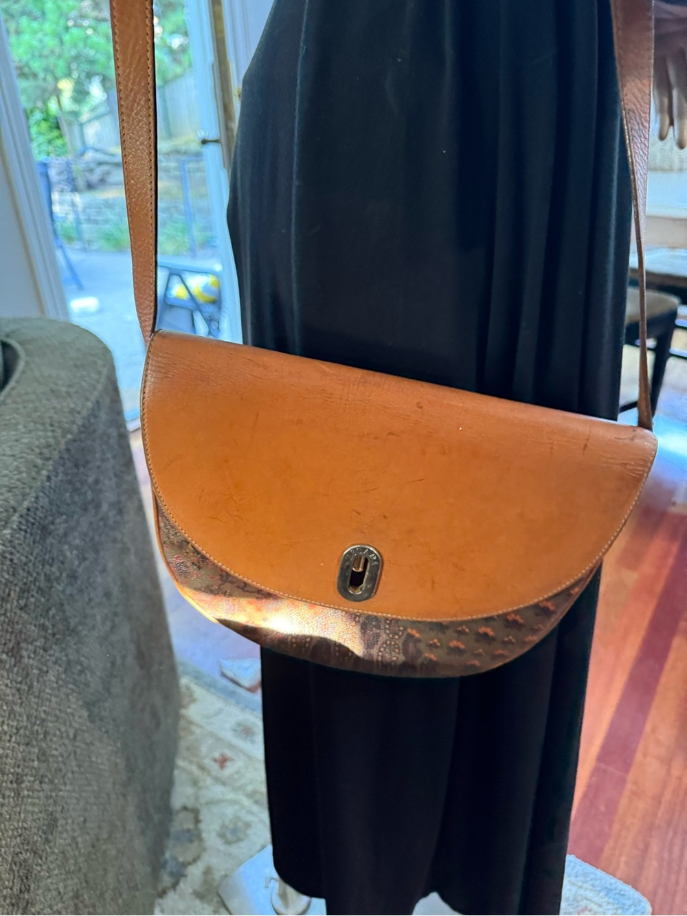 Classic Escada Tan Leather Crossbody Bag - Timeless Everyday Style